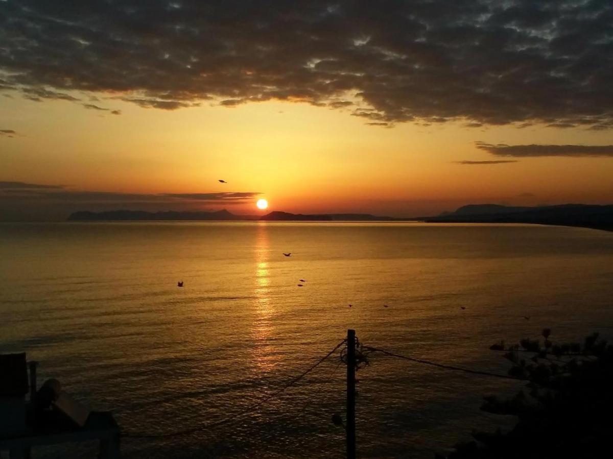 Seaview Apartment Sunrise Near To Falassarna Beach Kolimvári Kültér fotó